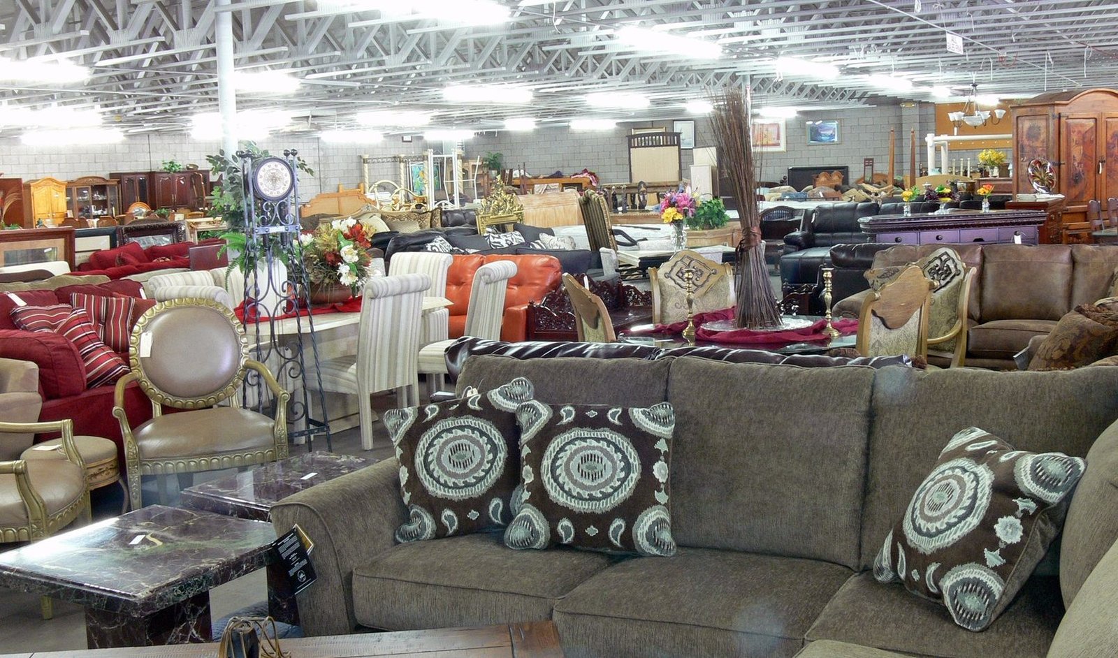 Secand Hand Furniture Buyer In Dubai